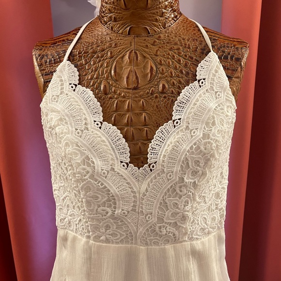 Lulus Ivory Backless Lace Star Spangled Romper - Small - EUC - Picture 2 of 10